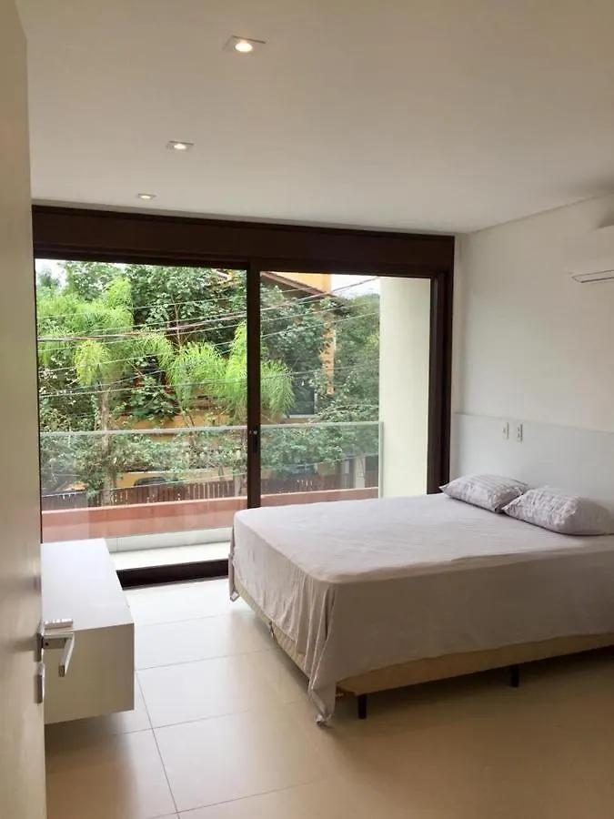 Villa Brisas Do Sahy São Paulo 0*,